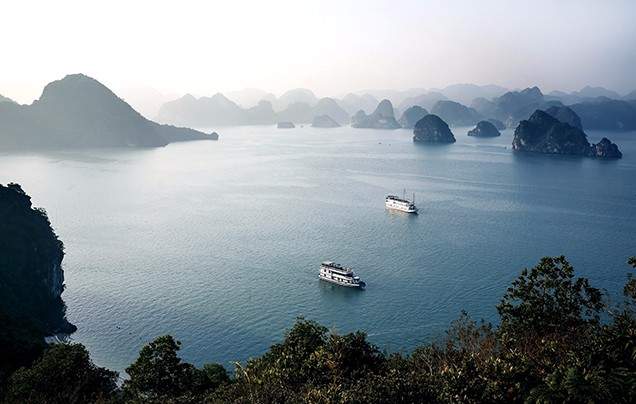 Days 4: Cruise Halong Bay