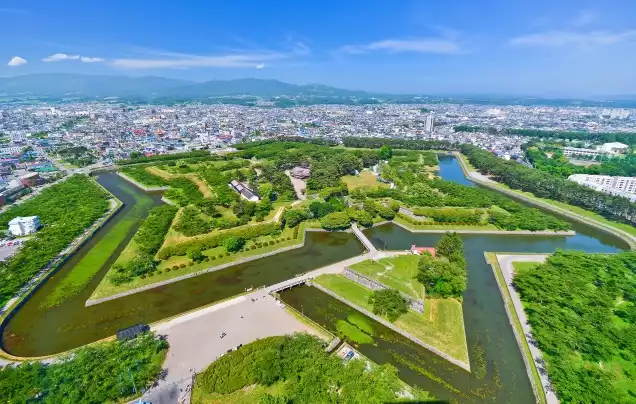 DAY 5: Explore Hakodate Asaichi