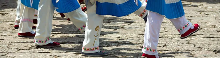 Explore the village of Baisha