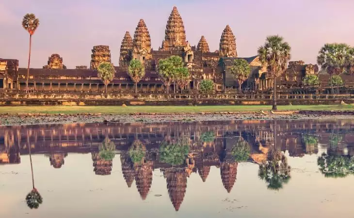 Angkor Thom Sunset Cruise