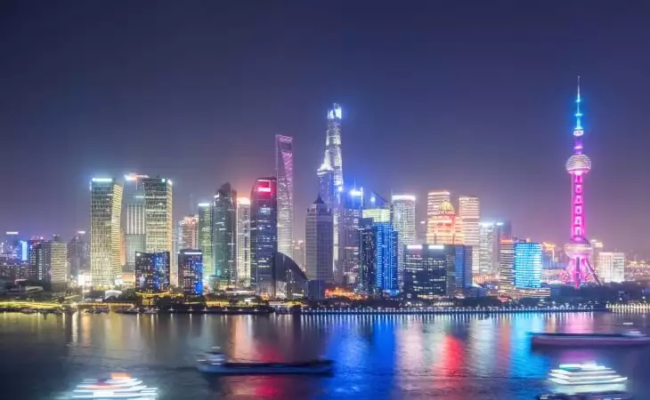 Relax on a Huangpu River Cruise