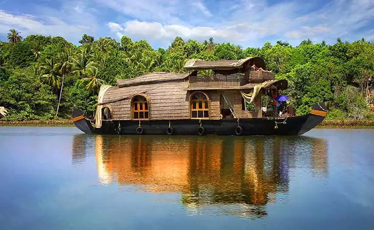 Overnight on a Kettuvallam