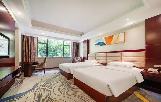 Grand Rezen Hotel