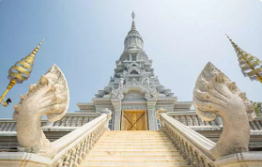 Day 8: OUDONG & SILK ISLAND