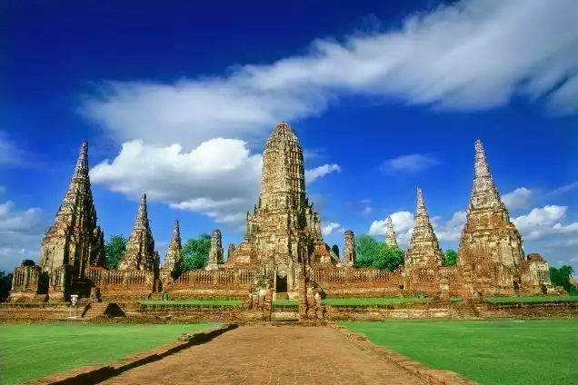 Day 5: Ayutthaya – Chiang Rai