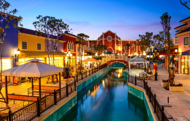 Days 2-3: Free time in Hua Hin