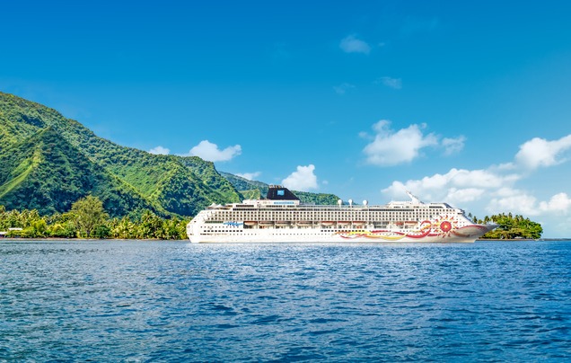 Day 5: Board Norwegian Cruise Line Norwegian Sun