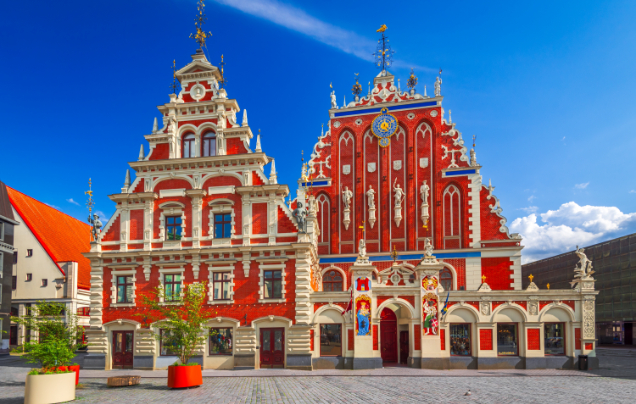 Day 8: Discover Riga & Black Balsam