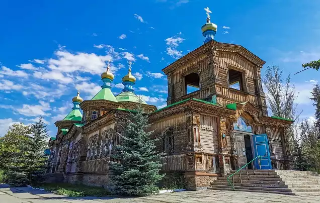 DAY 5: Drive to Karakol