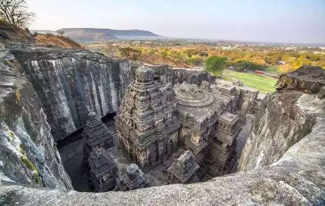 Day 24: Discover Mumbai