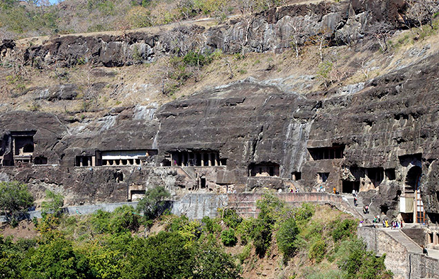 DAY 1: ARRIVE AURANGABAD