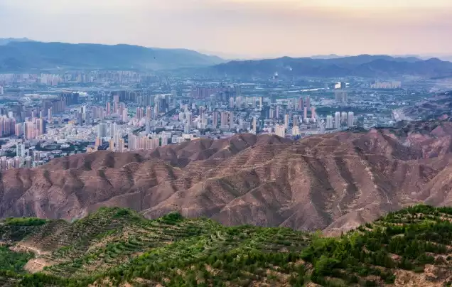 DAY 8: Xiahe - Lanzhou
