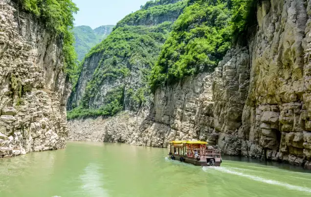 Days 17-19: Yangtze River Cruise